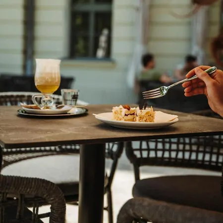Anna Grand Hotel