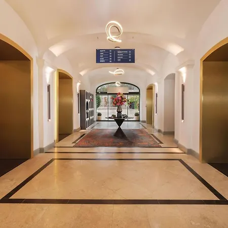 Anna Grand Hotel