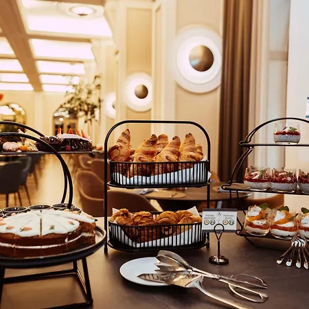 Hotel Anna Grand 5*