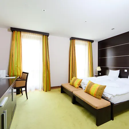 Hotel Anna Grand