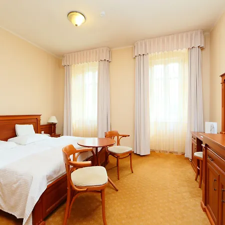 Anna Grand 5* Balatonfured